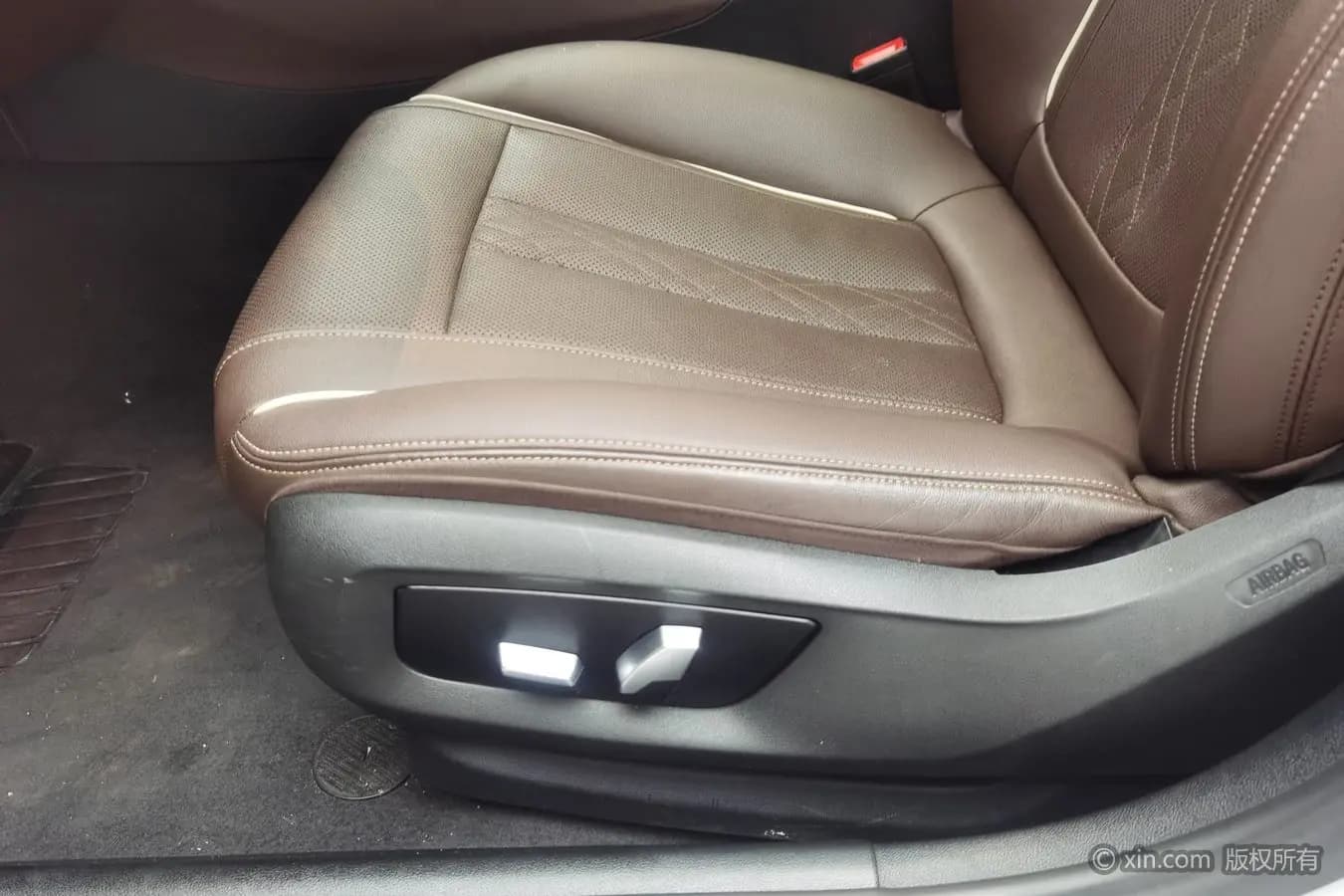 BMW 5 Series PHEV 2021 г. 153414 км. — фото 18