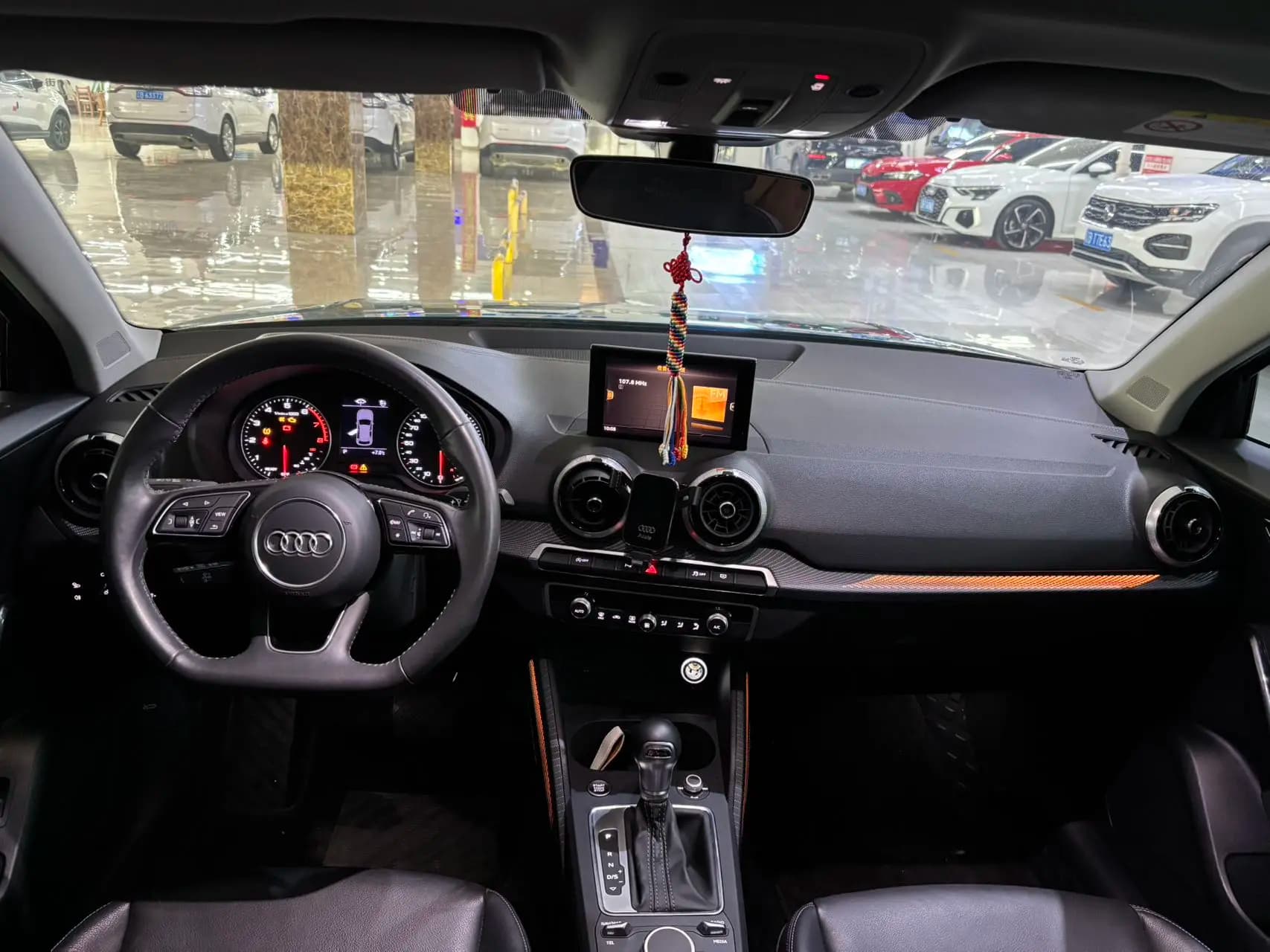 Audi Q2L 2022 г. 42139 км. — фото 18