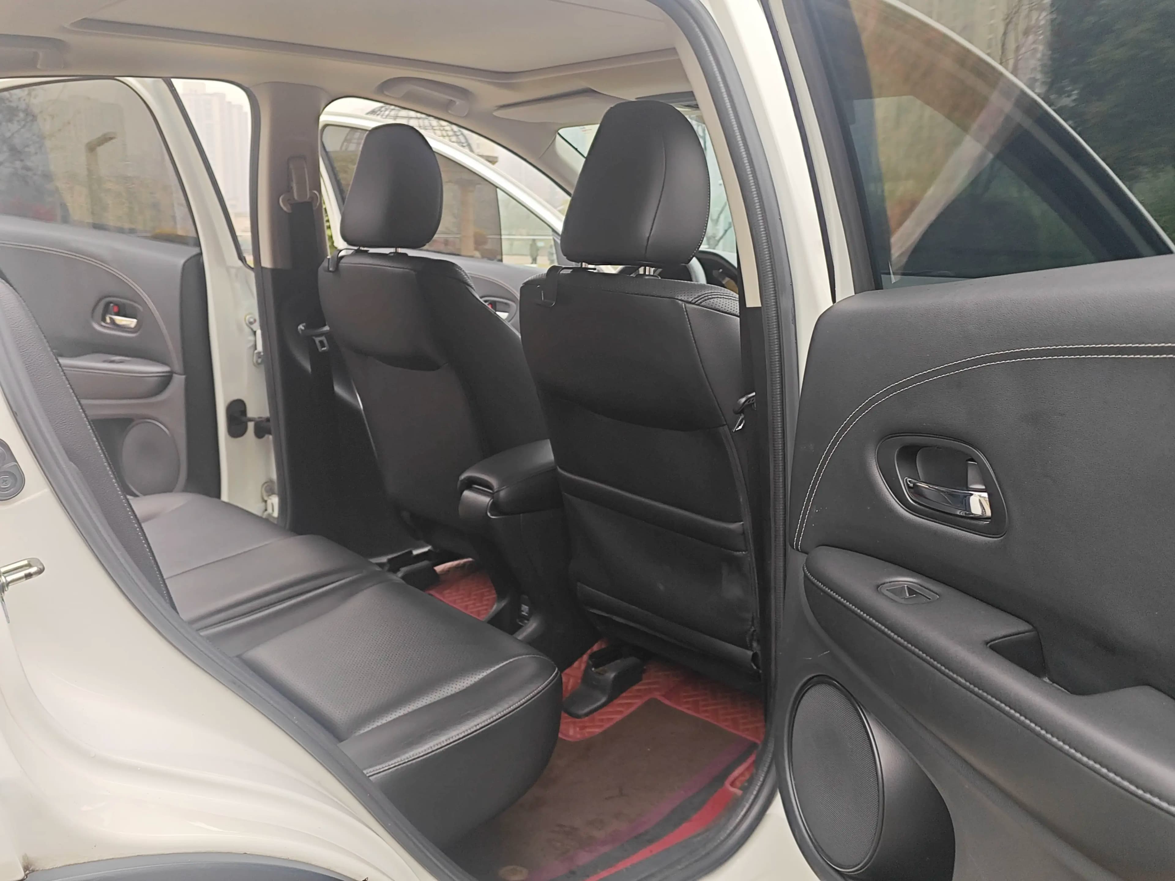 Honda Vezel 2022 г. 43055 км. — фото 15