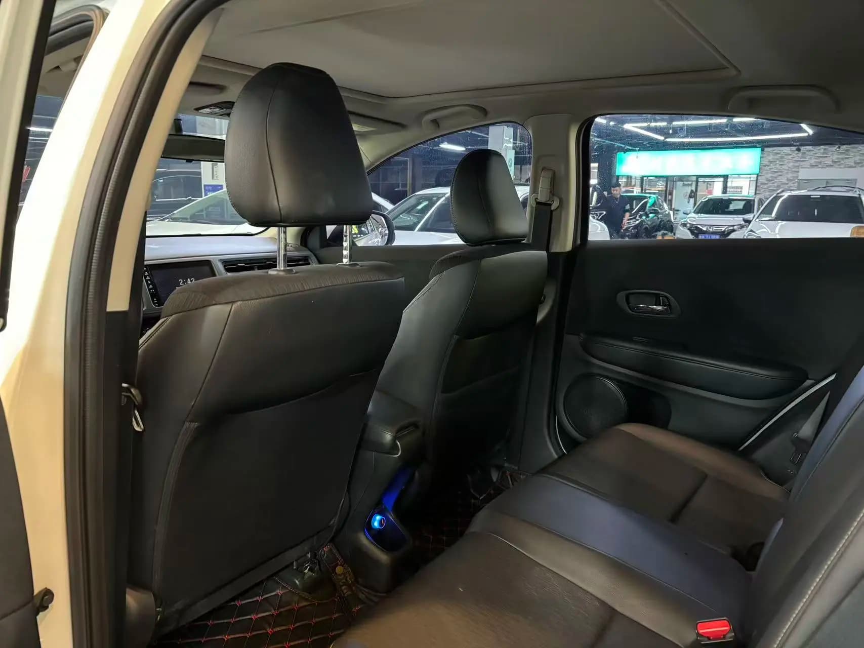 Honda Vezel 2022 г. 52057 км. — фото 12