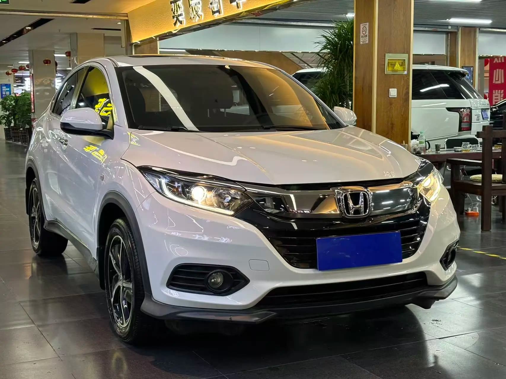 Honda Vezel 2022 г. 52057 км. — фото 3