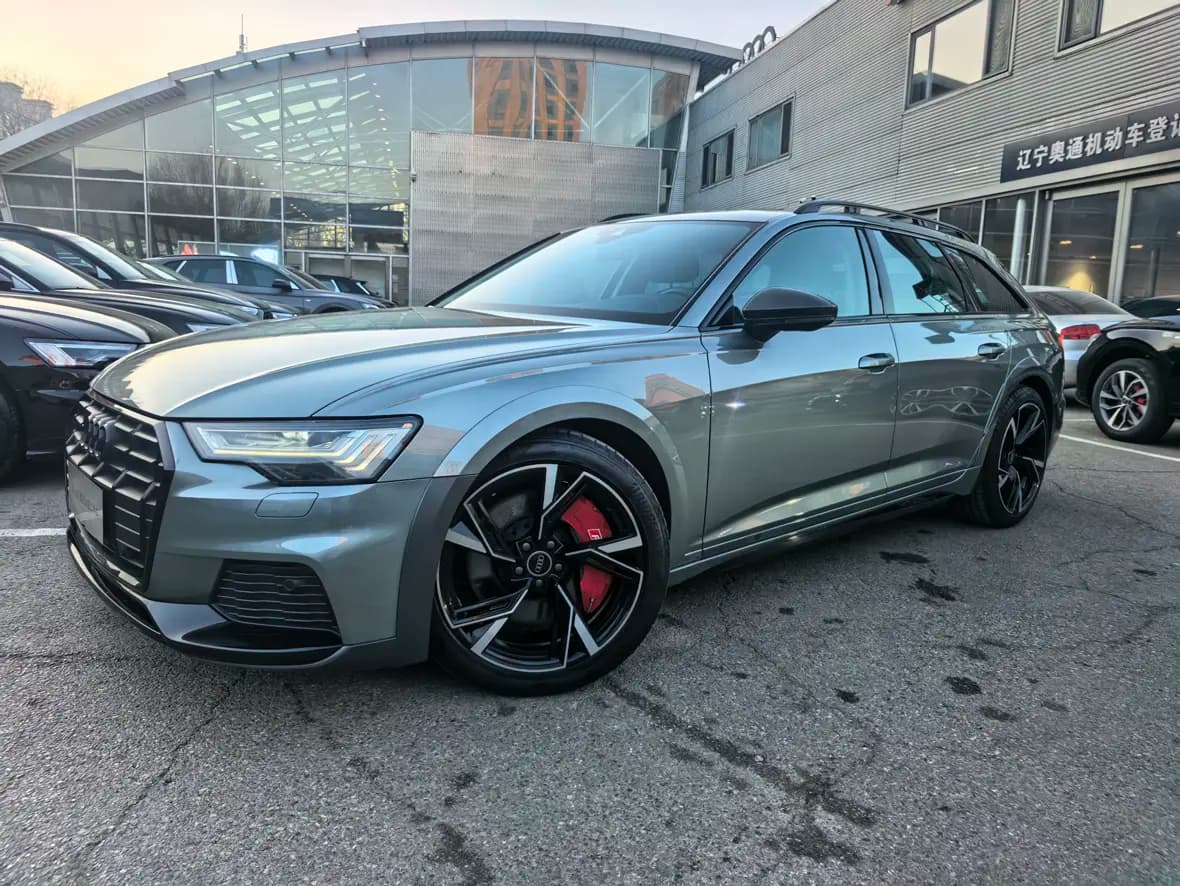 Audi A6 2021 г. 83007 км.