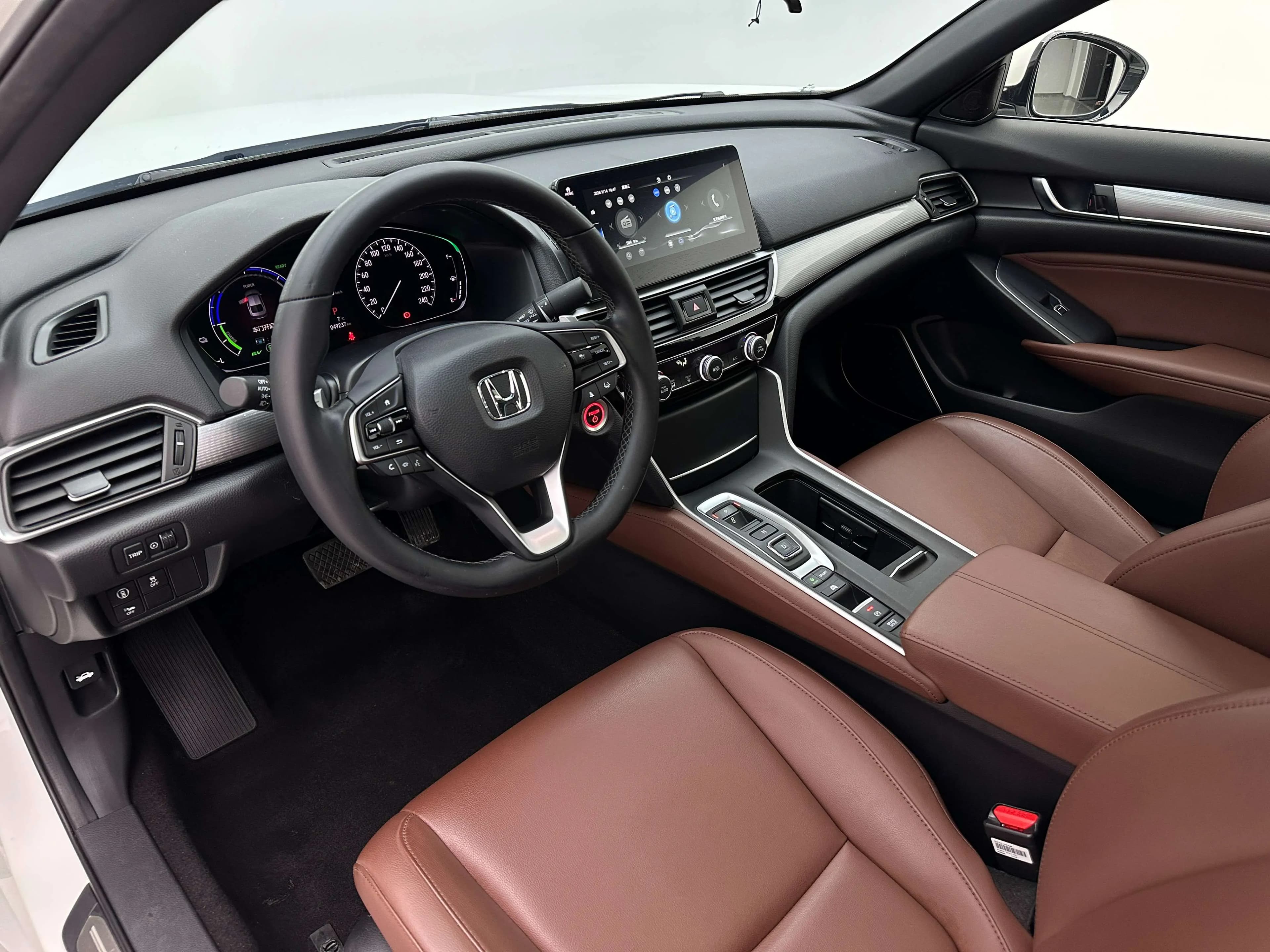 Honda Inspire 2022 г. 49092 км. — фото 20