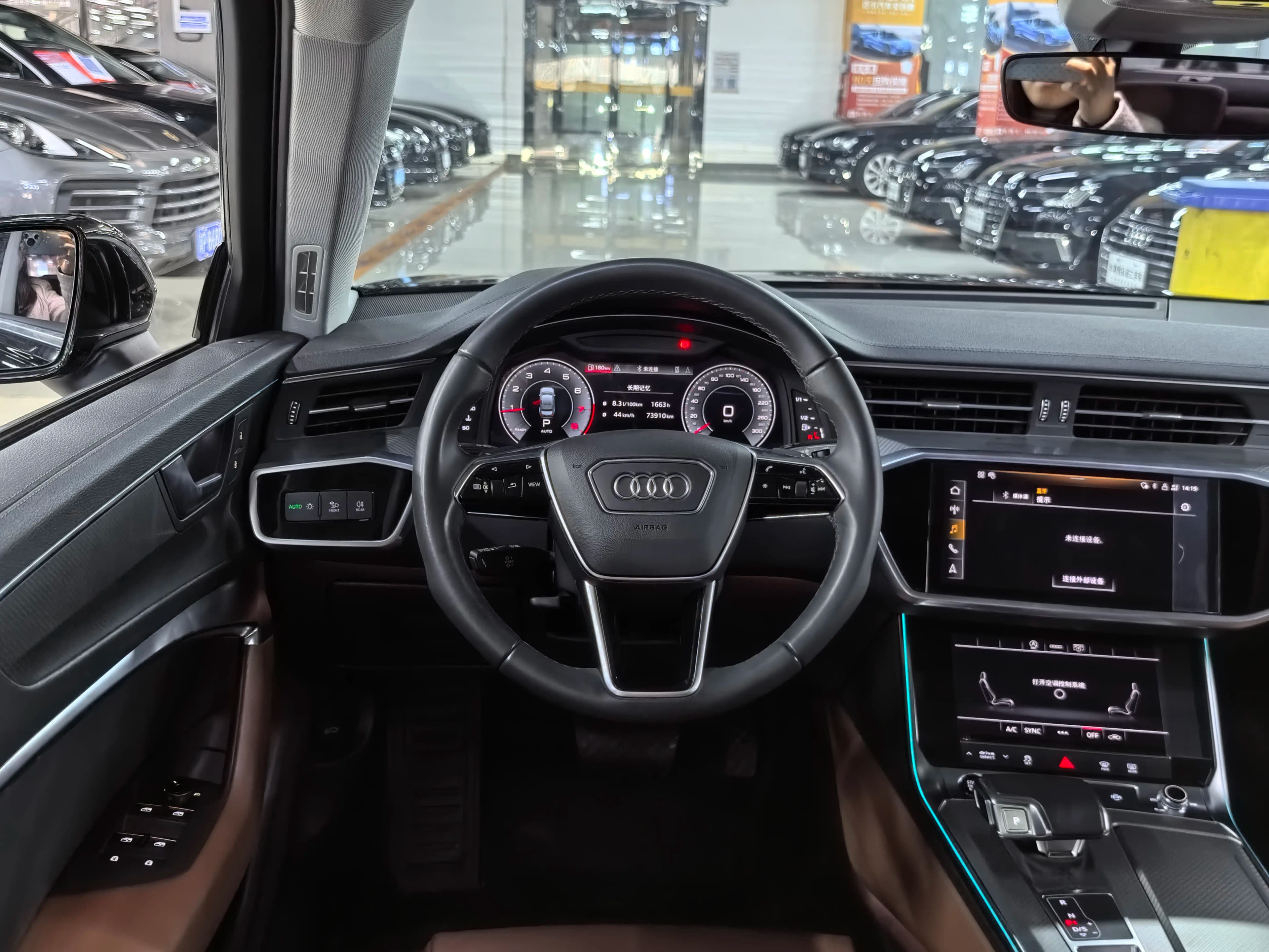 Audi A6L 2021 г. 73097 км. — фото 9