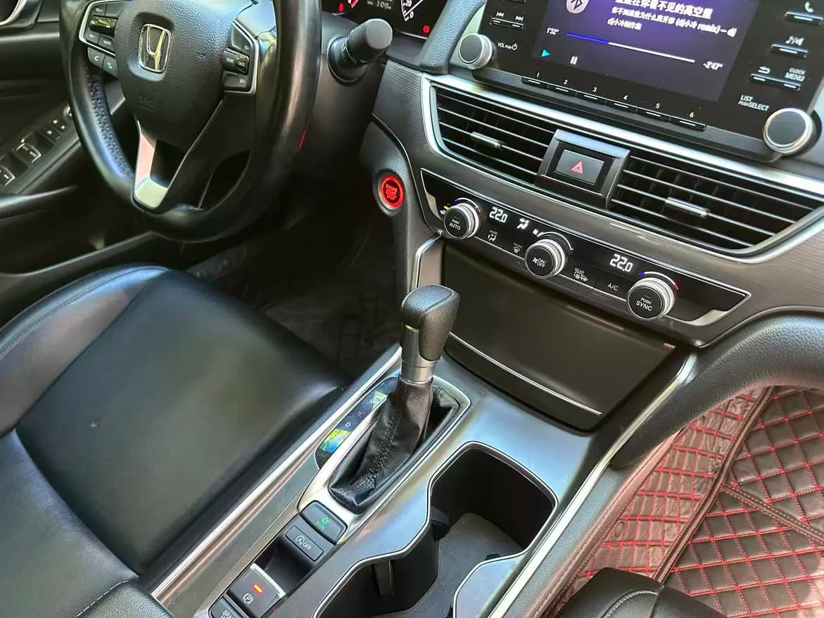 Honda Accord 2021 г. 84000 км. — фото 11