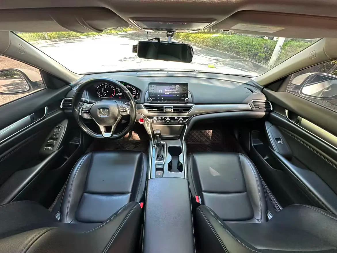 Honda Accord 2021 г. 84000 км. — фото 13