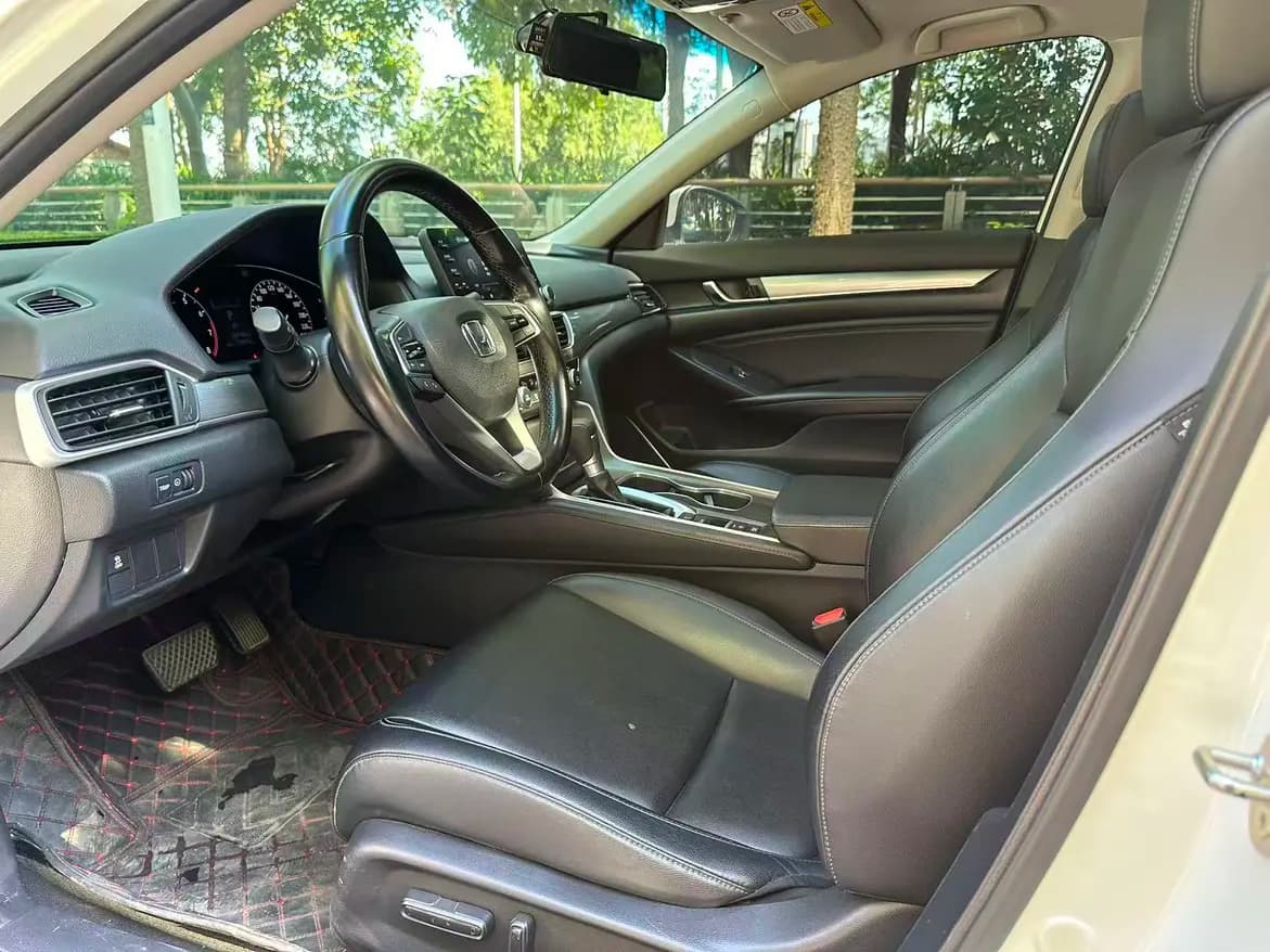 Honda Accord 2021 г. 84000 км. — фото 17