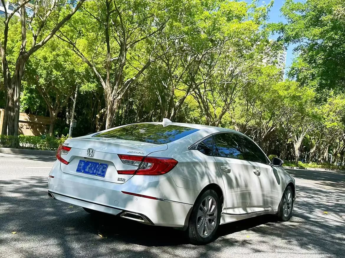 Honda Accord 2021 г. 84000 км. — фото 7