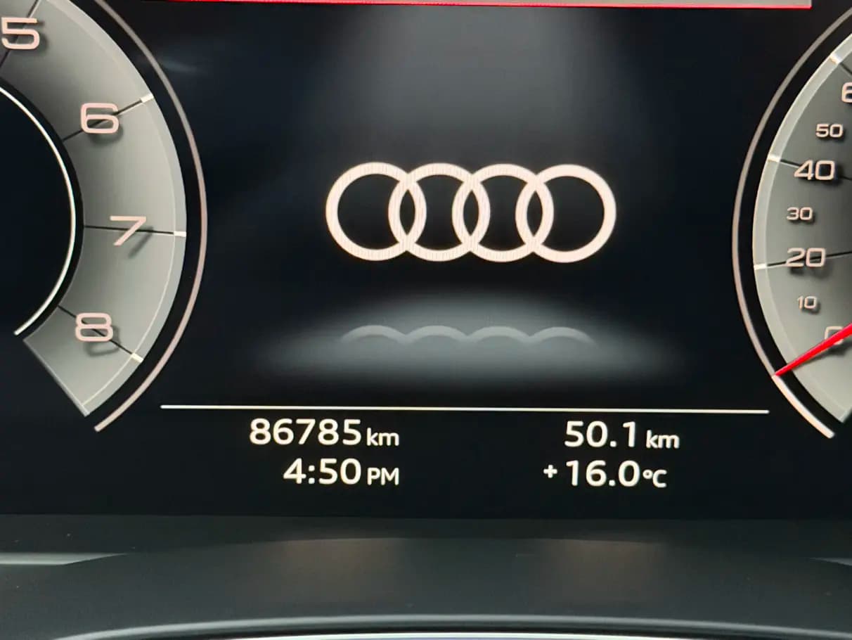 Audi A6L 2023 г. 86115 км. — фото 13