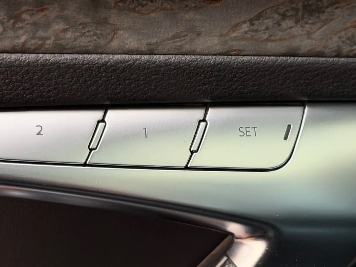 Audi A6L 2023 г. 86115 км. — фото 17