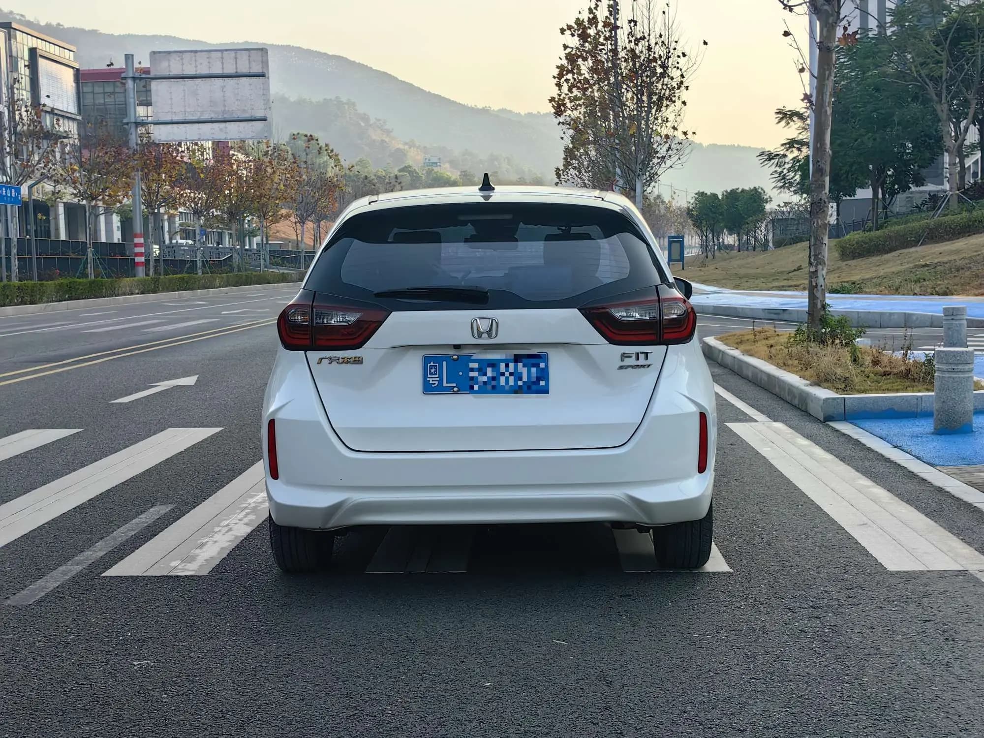 Honda Fit 2021 г. 60075 км. — фото 5