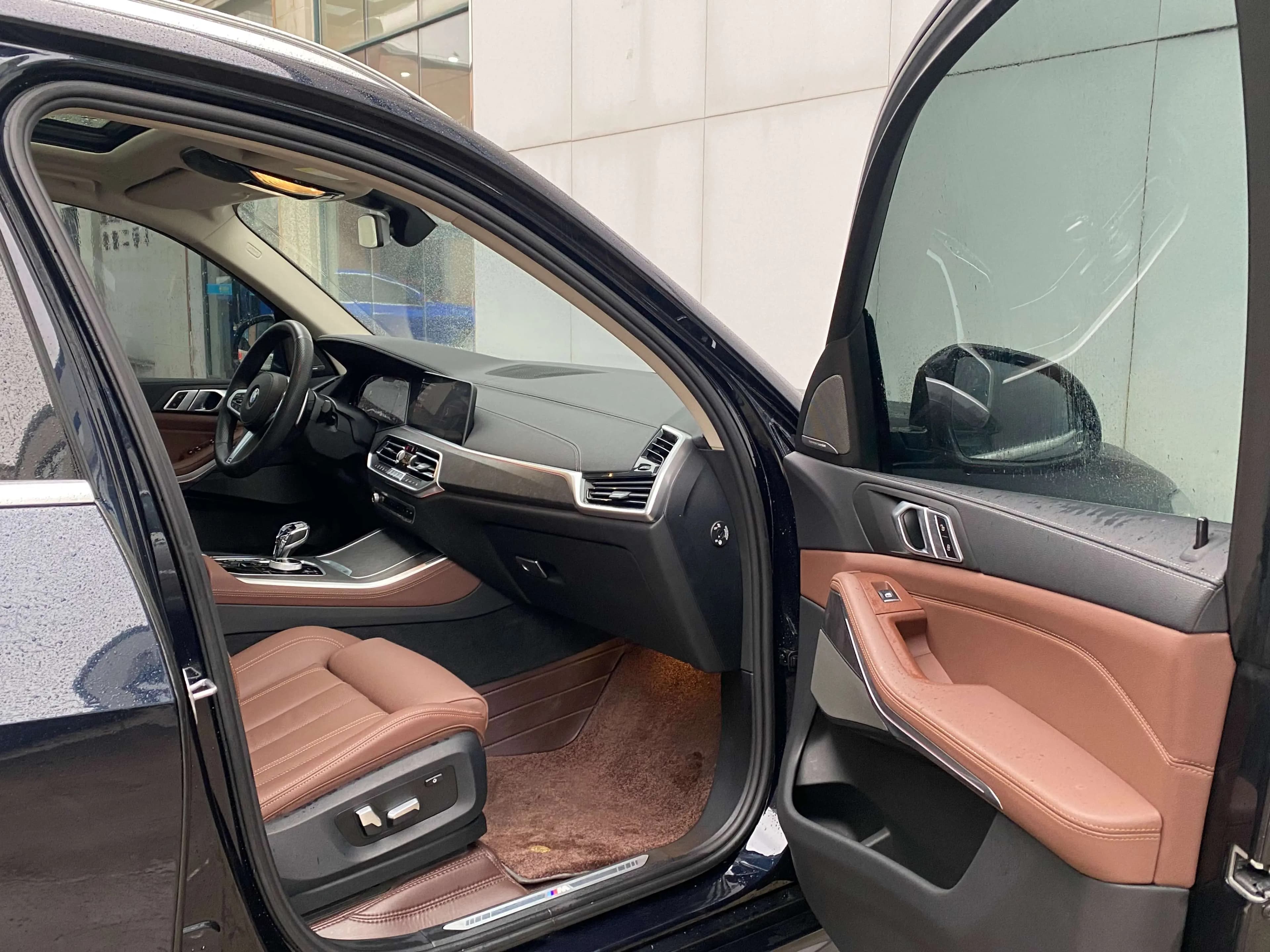 BMW X5 2021 г. 76126 км. — фото 17