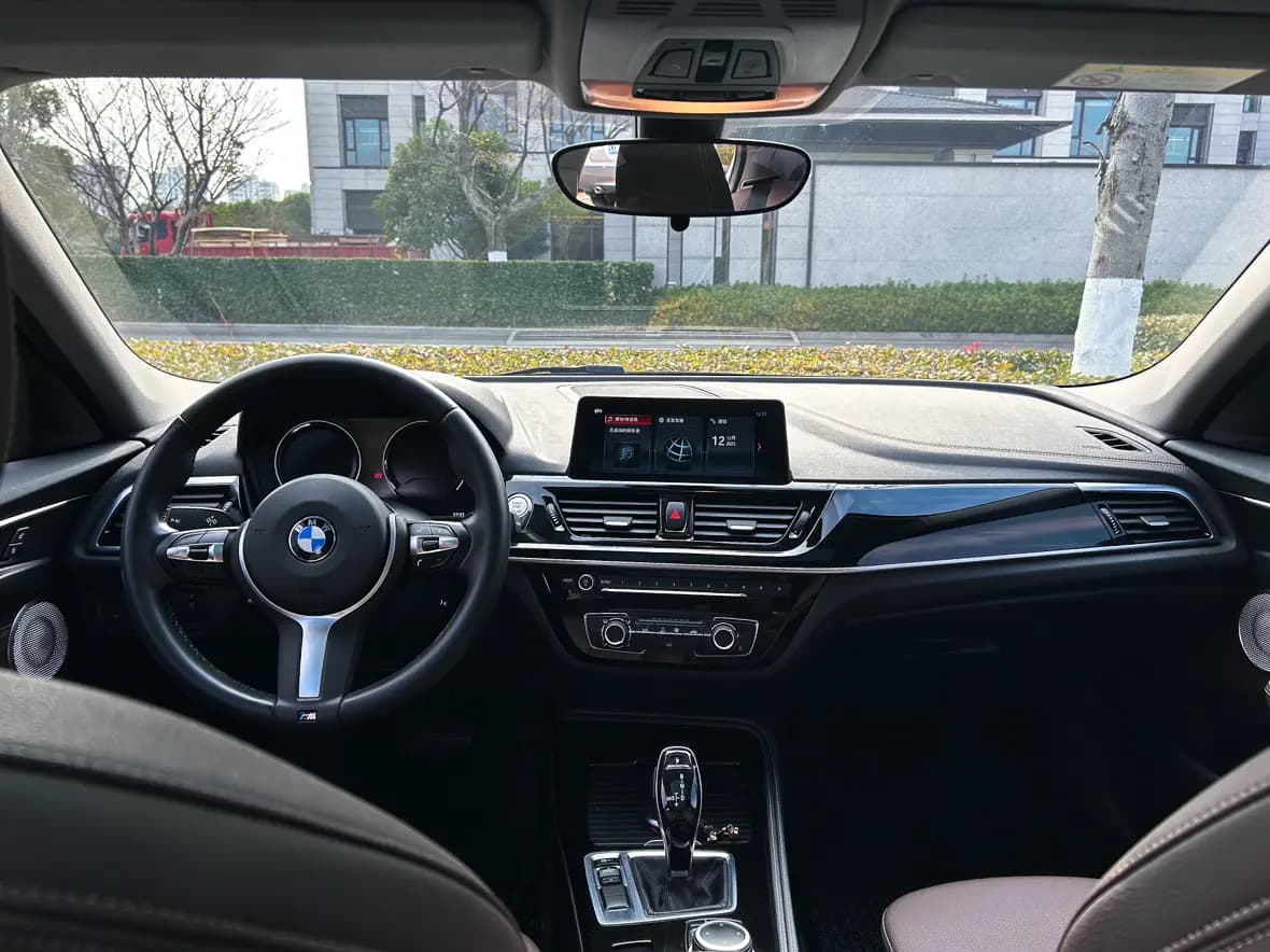 BMW 1 Series 2021 г. 26049 км. — фото 10