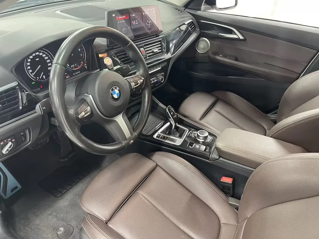 BMW 1 Series 2022 г. 60050 км. — фото 12