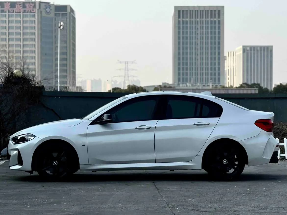 BMW 1 Series 2021 г. 35051 км. — фото 3
