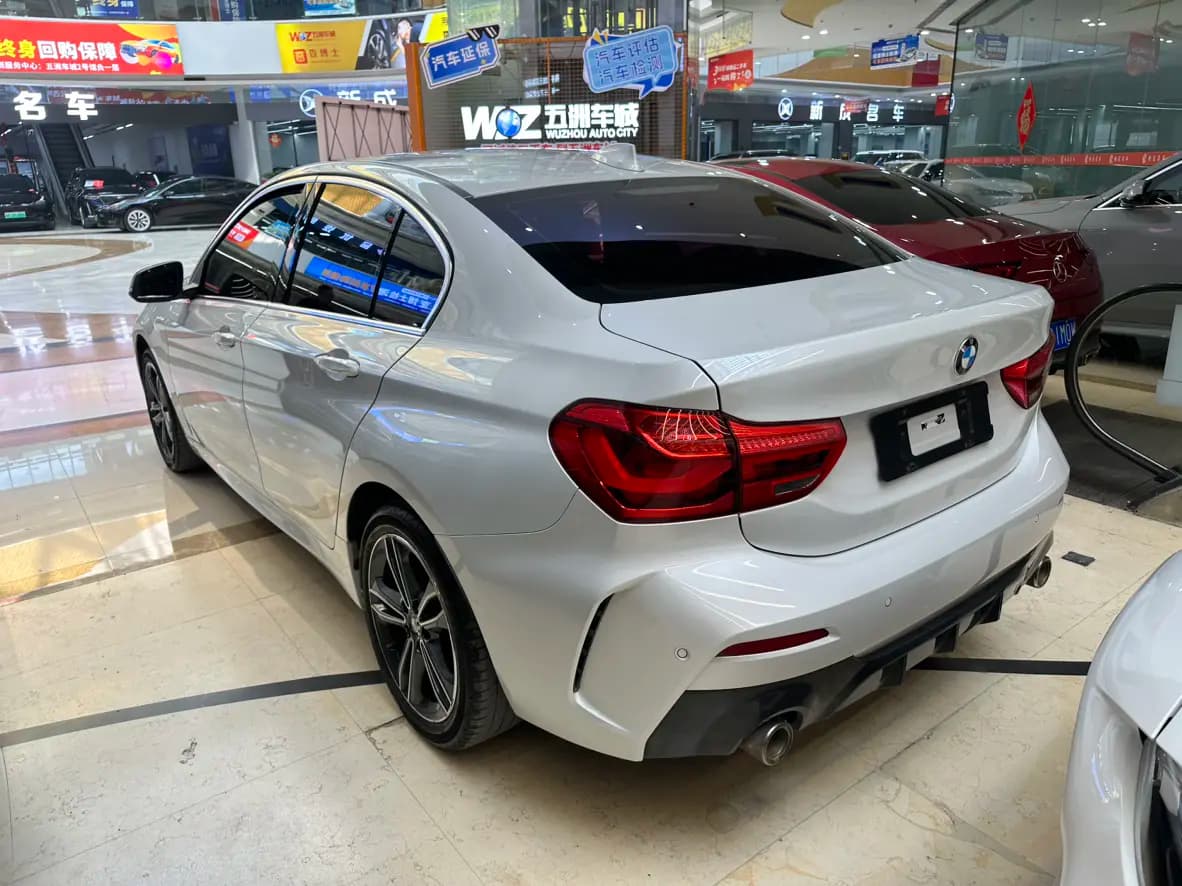 BMW 1 Series 2021 г. 85052 км. — фото 4