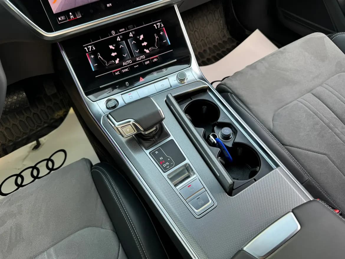 Audi A6L 2024 г. 20918 км. — фото 19