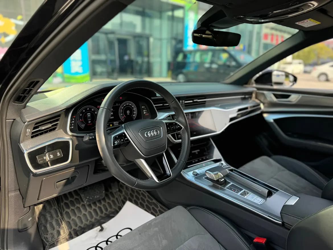 Audi A6L 2024 г. 20918 км. — фото 20