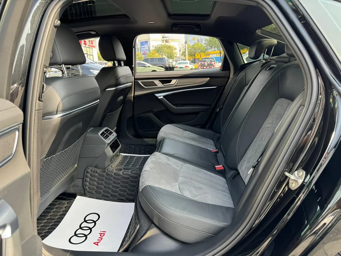 Audi A6L 2024 г. 20918 км. — фото 24