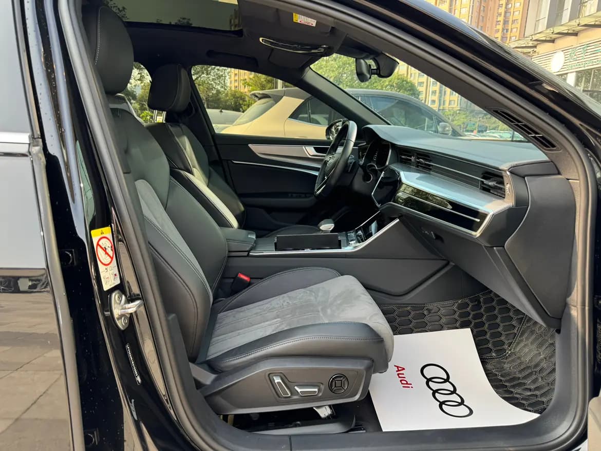 Audi A6L 2024 г. 20918 км. — фото 29