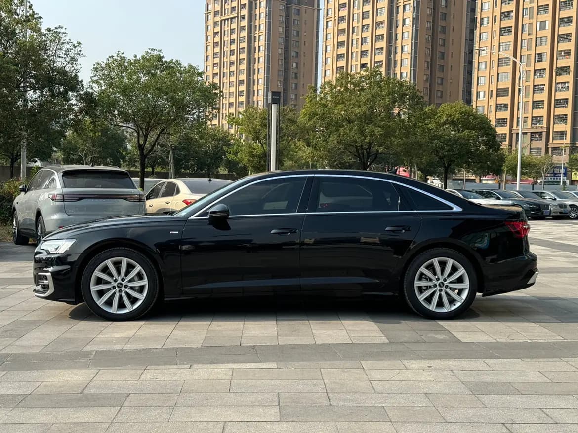 Audi A6L 2024 г. 20918 км. — фото 4
