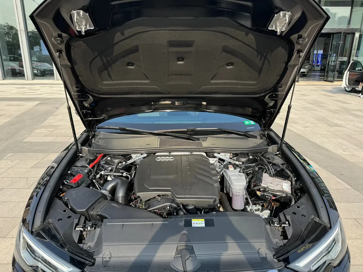 Audi A6L 2024 г. 20918 км. — фото 8