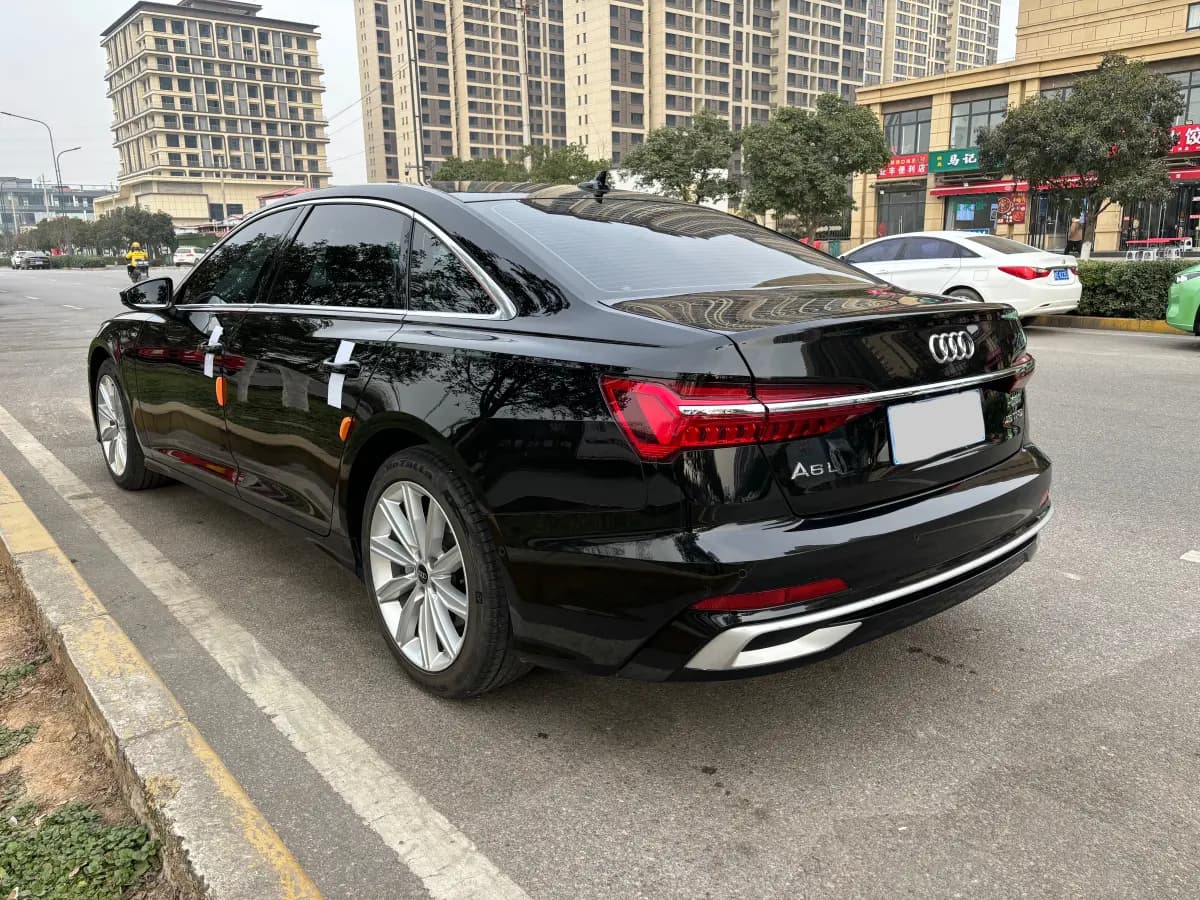 Audi A6L 2023 г. 80000 км. — фото 3