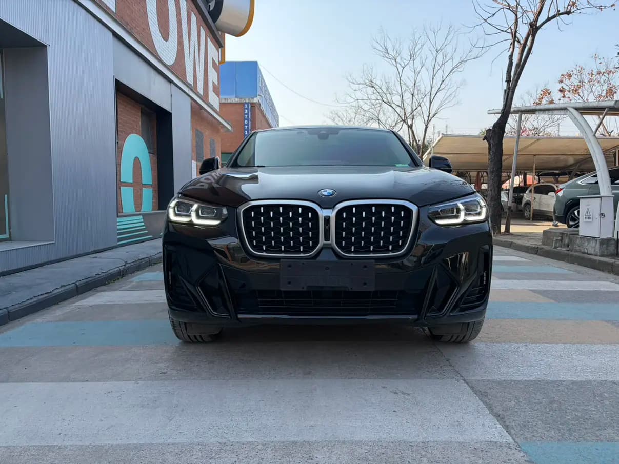 BMW X4 2022 г. 64084 км. — фото 2