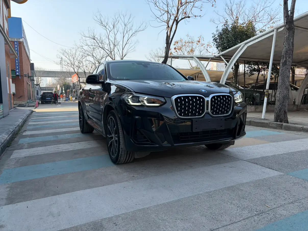 BMW X4 2022 г. 64084 км. — фото 3