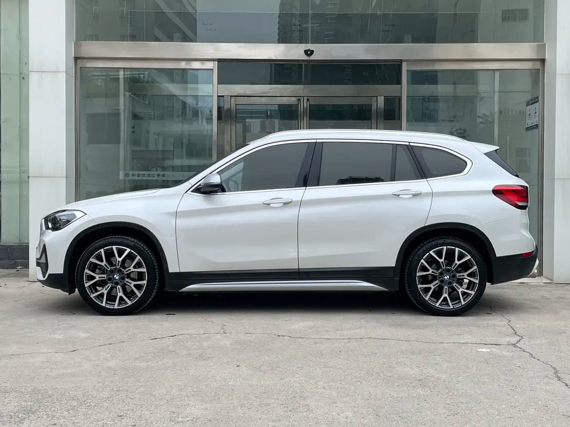 BMW X1 2021 г. 30078 км. — фото 3