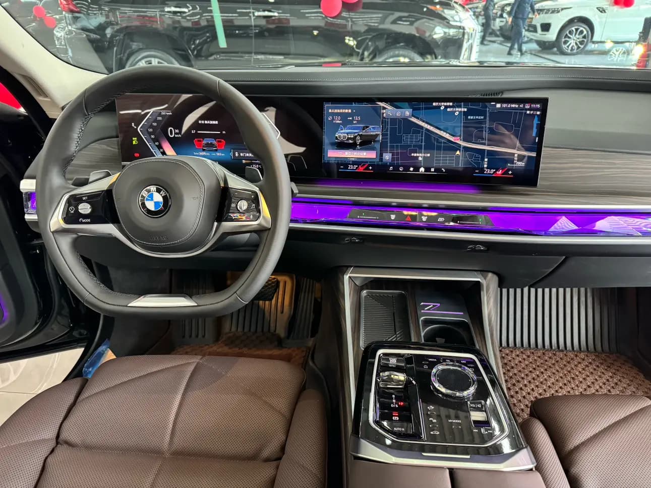 BMW 7 Series 2024 г. 24098 км. — фото 10