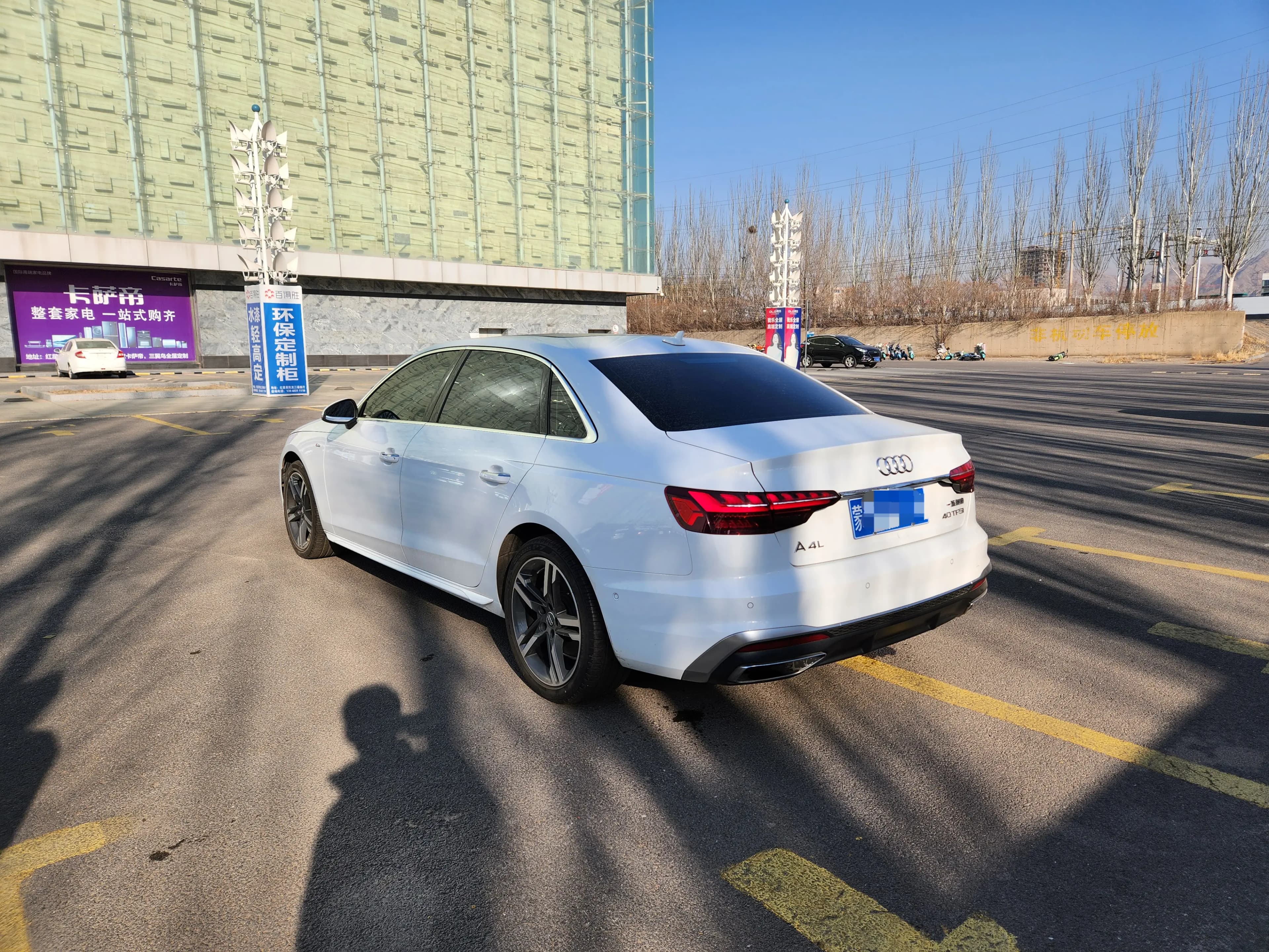 Audi A4L 2022 г. 30134 км. — фото 4