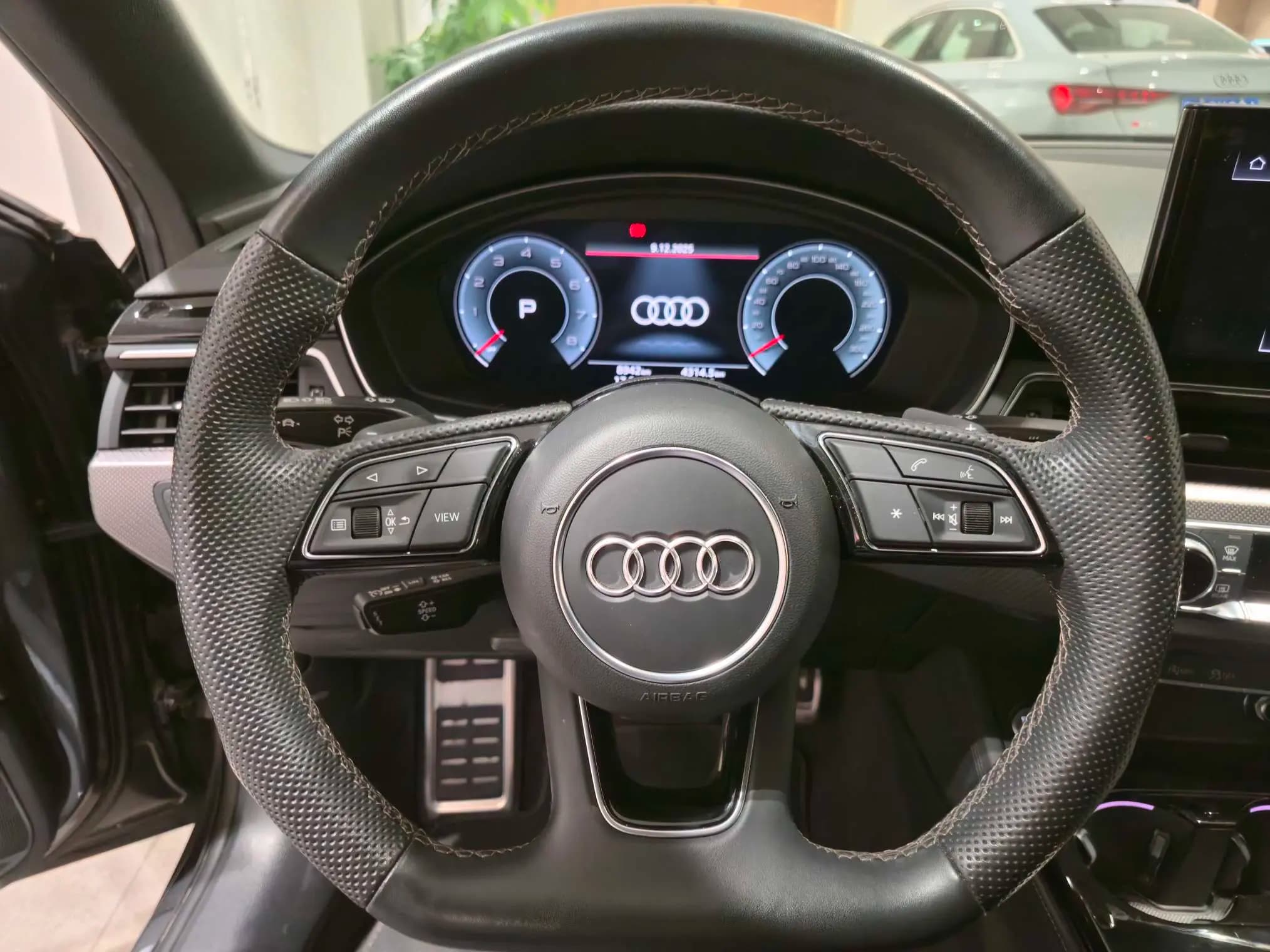 Audi A4L 2024 г. 9067 км. — фото 17
