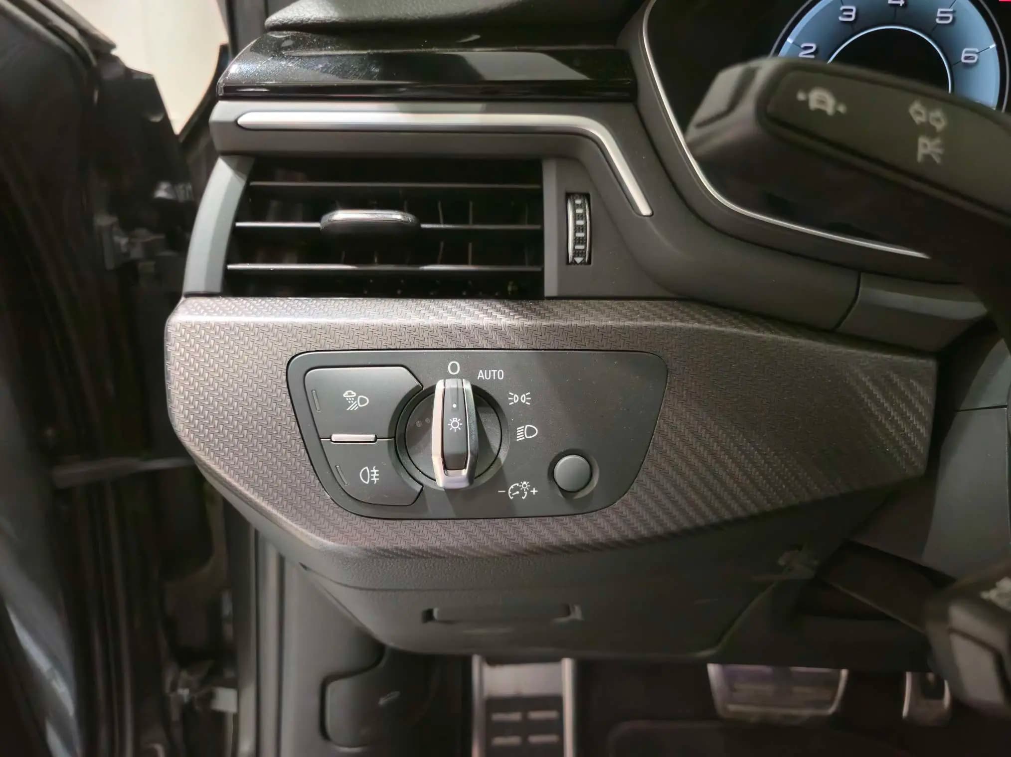 Audi A4L 2024 г. 9067 км. — фото 19