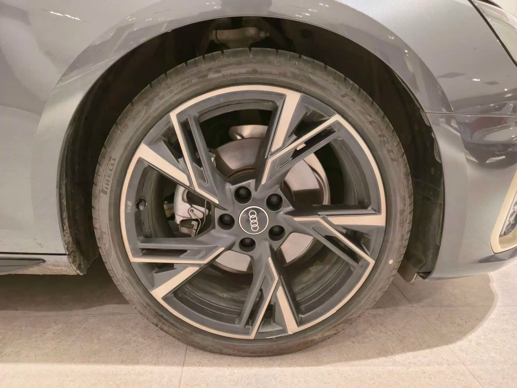 Audi A4L 2024 г. 9067 км. — фото 6