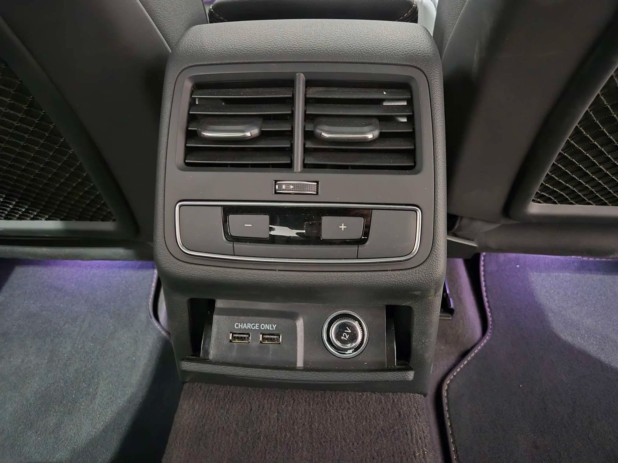 Audi A4L 2024 г. 9067 км. — фото 8