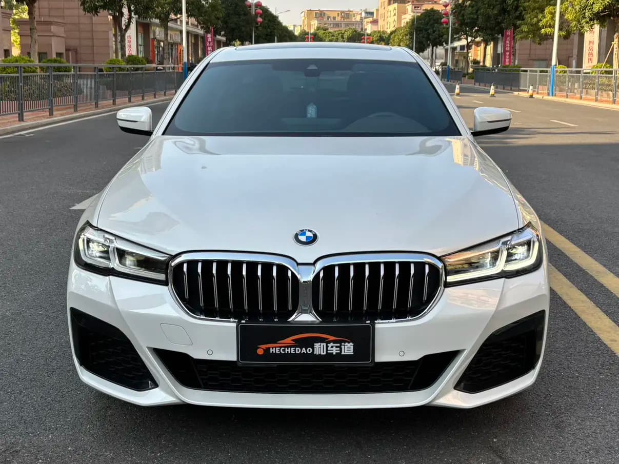 BMW 5 Series 2022 г. 87064 км. — фото 2
