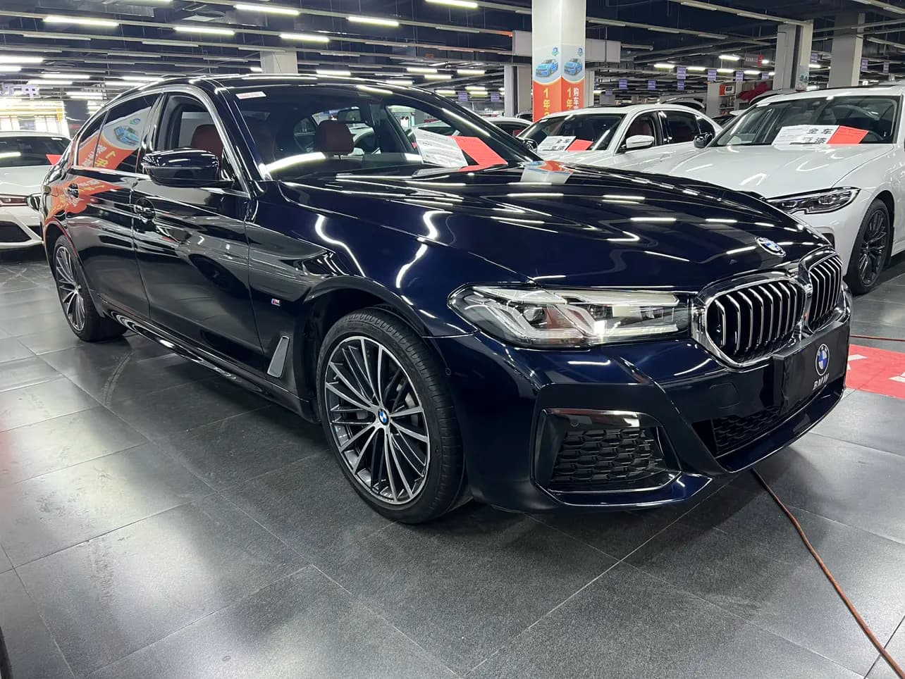 BMW 5 Series 2023 г. 41112 км. — фото 3