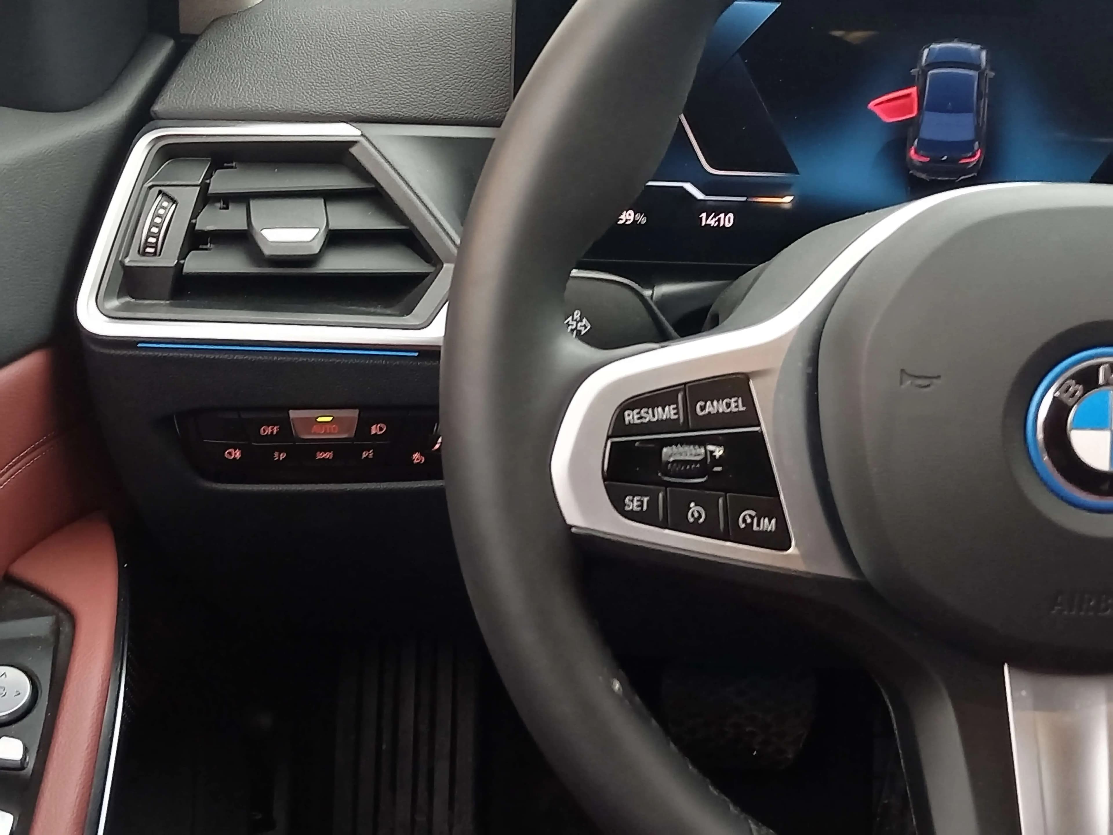 BMW i3 2025 г. 8849 км. — фото 12