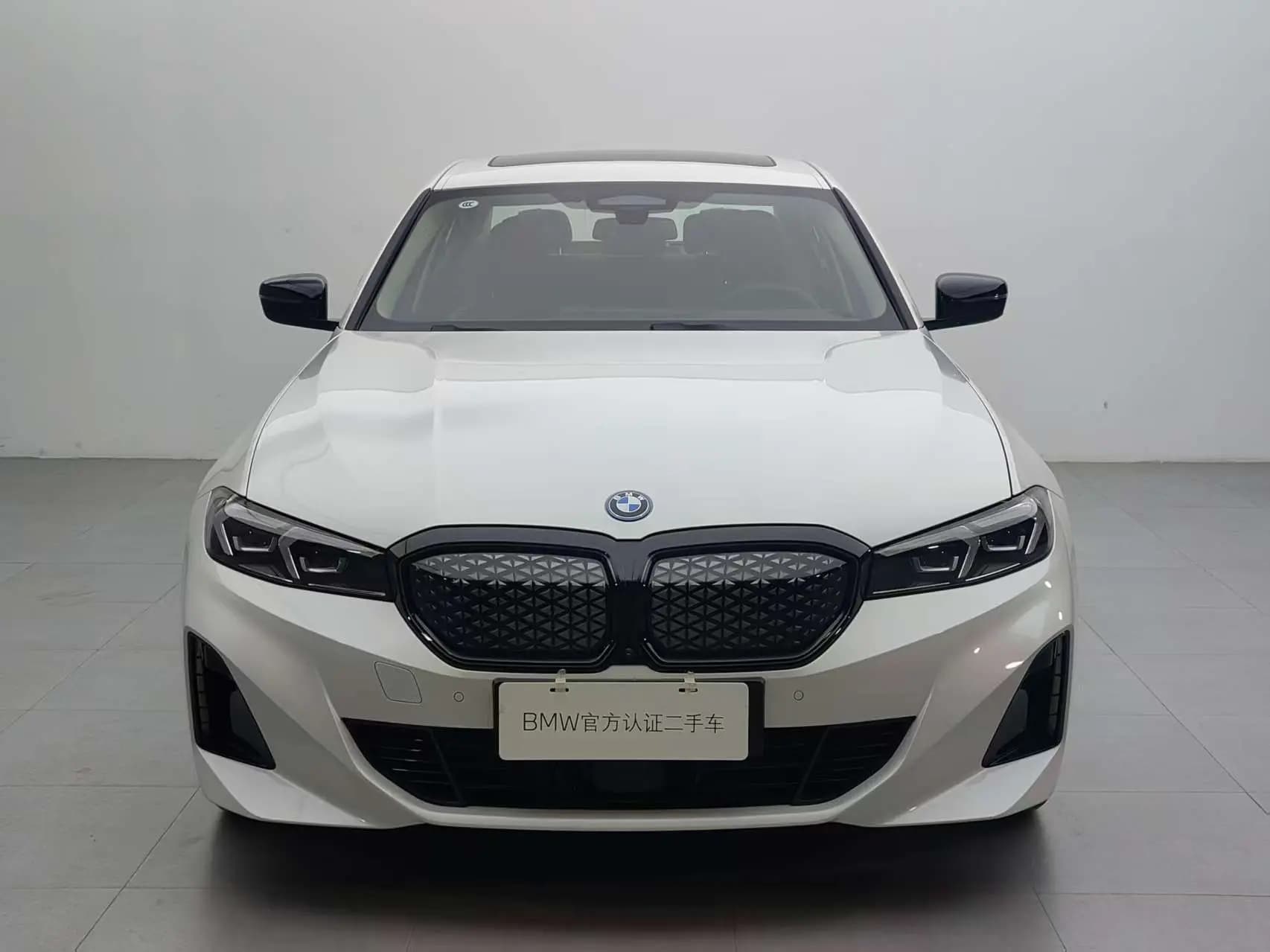 BMW i3 2024 г. 3138 км. — фото 2