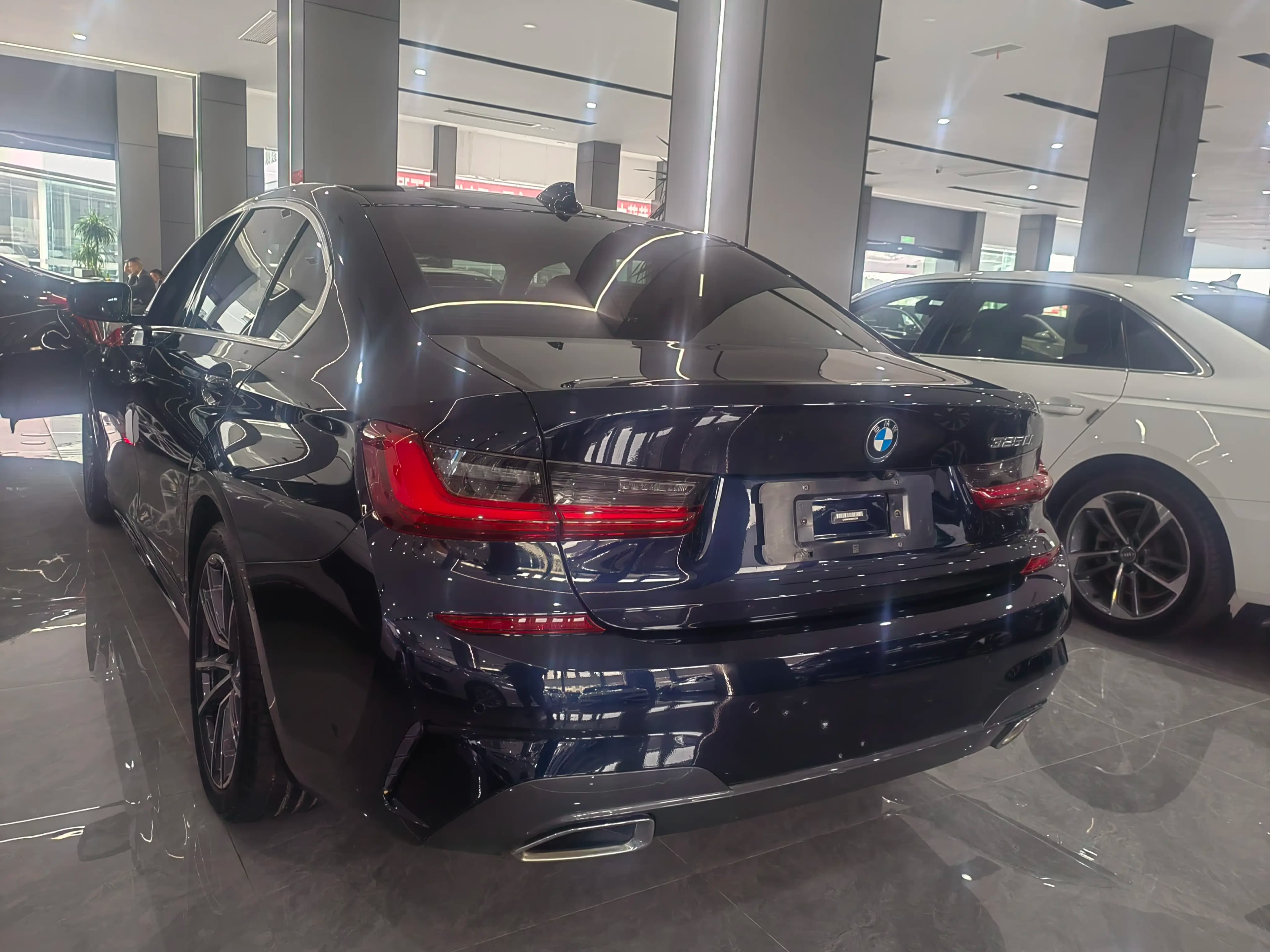 BMW 3 Series 2022 г. 46146 км. — фото 3