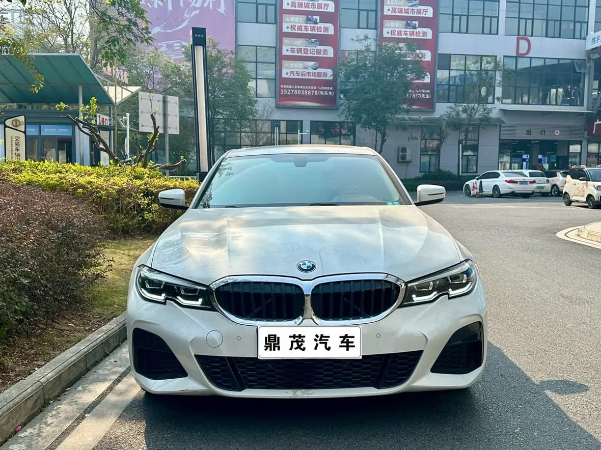 BMW 3 Series 2021 г. 68090 км. — фото 2