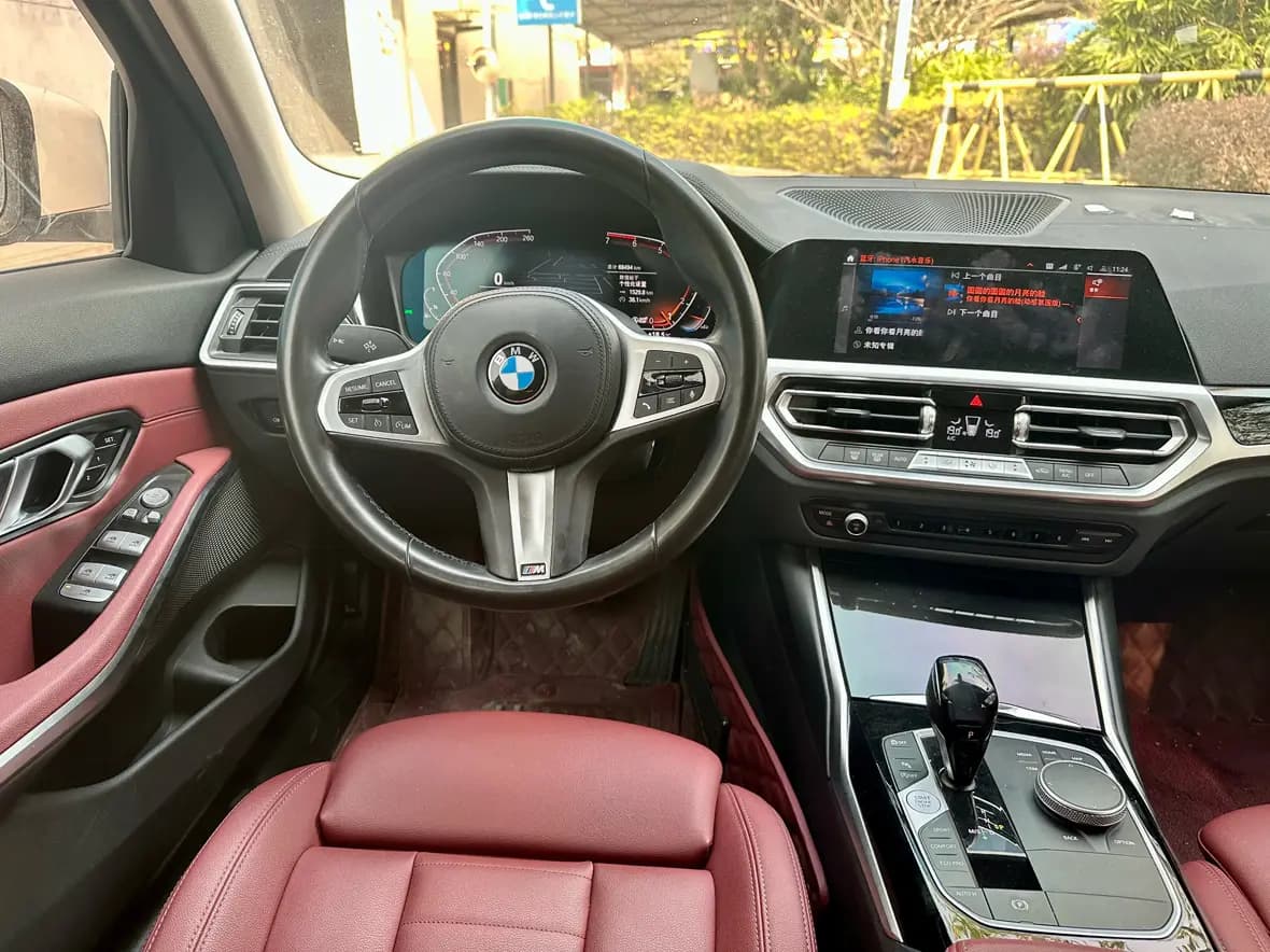BMW 3 Series 2021 г. 68090 км. — фото 10