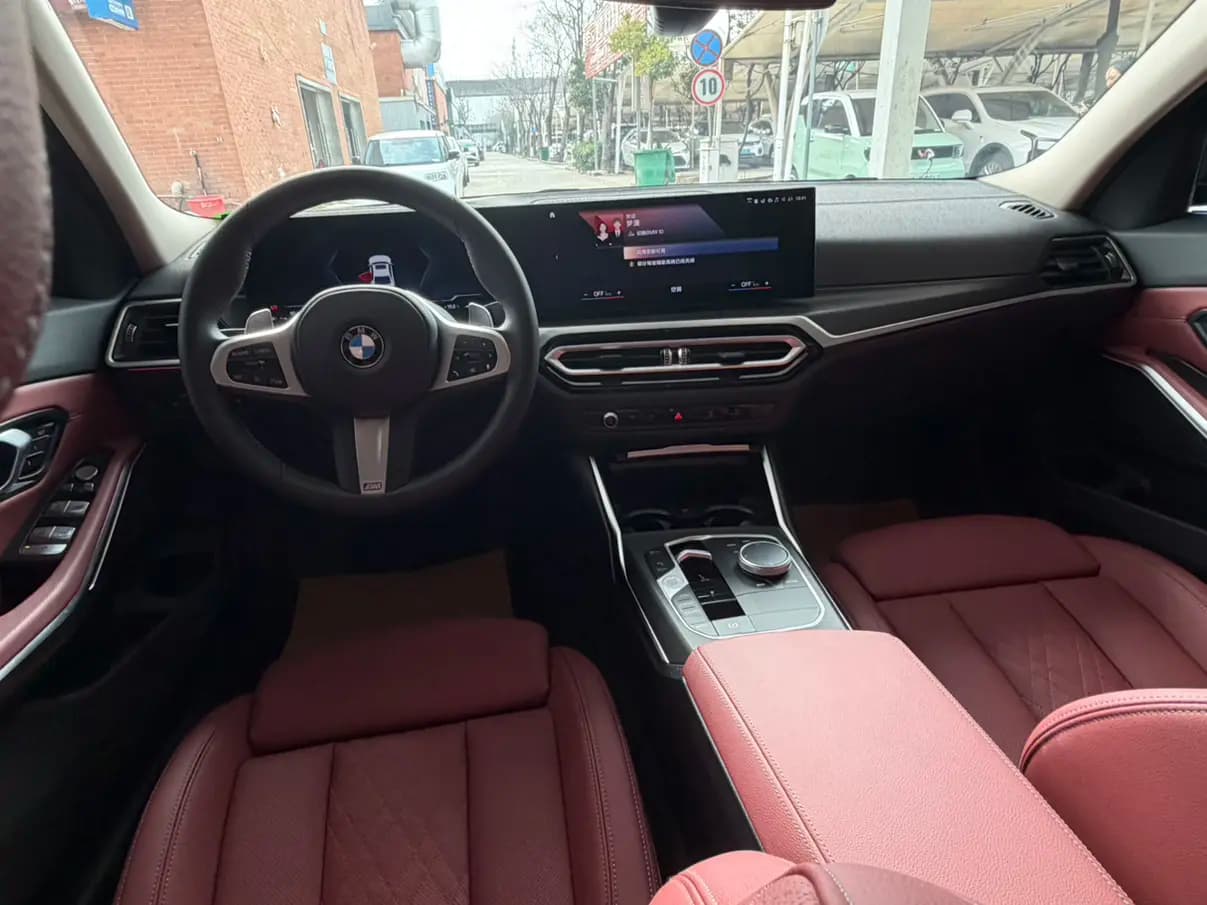 BMW 3 Series 2023 г. 38124 км. — фото 11