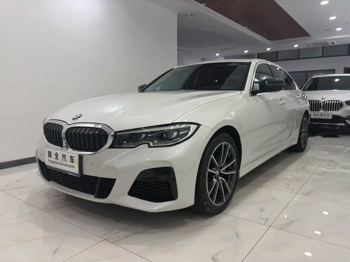 BMW 3 Series 2021 г. 54016 км.