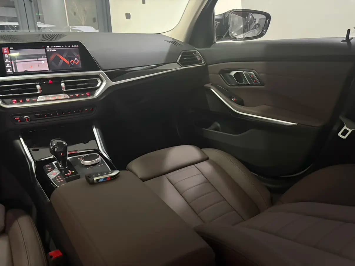 BMW 3 Series 2021 г. 54016 км. — фото 6