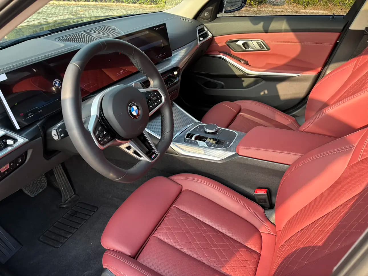 BMW 3 Series 2024 г. 15606 км. — фото 10