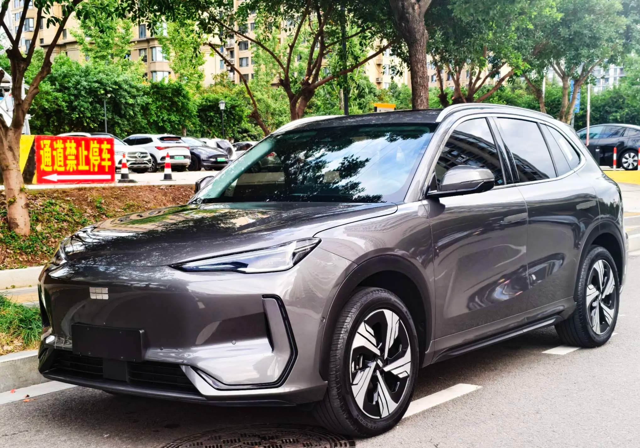 Geely Galaxy E5 2024 г. 25059 км.