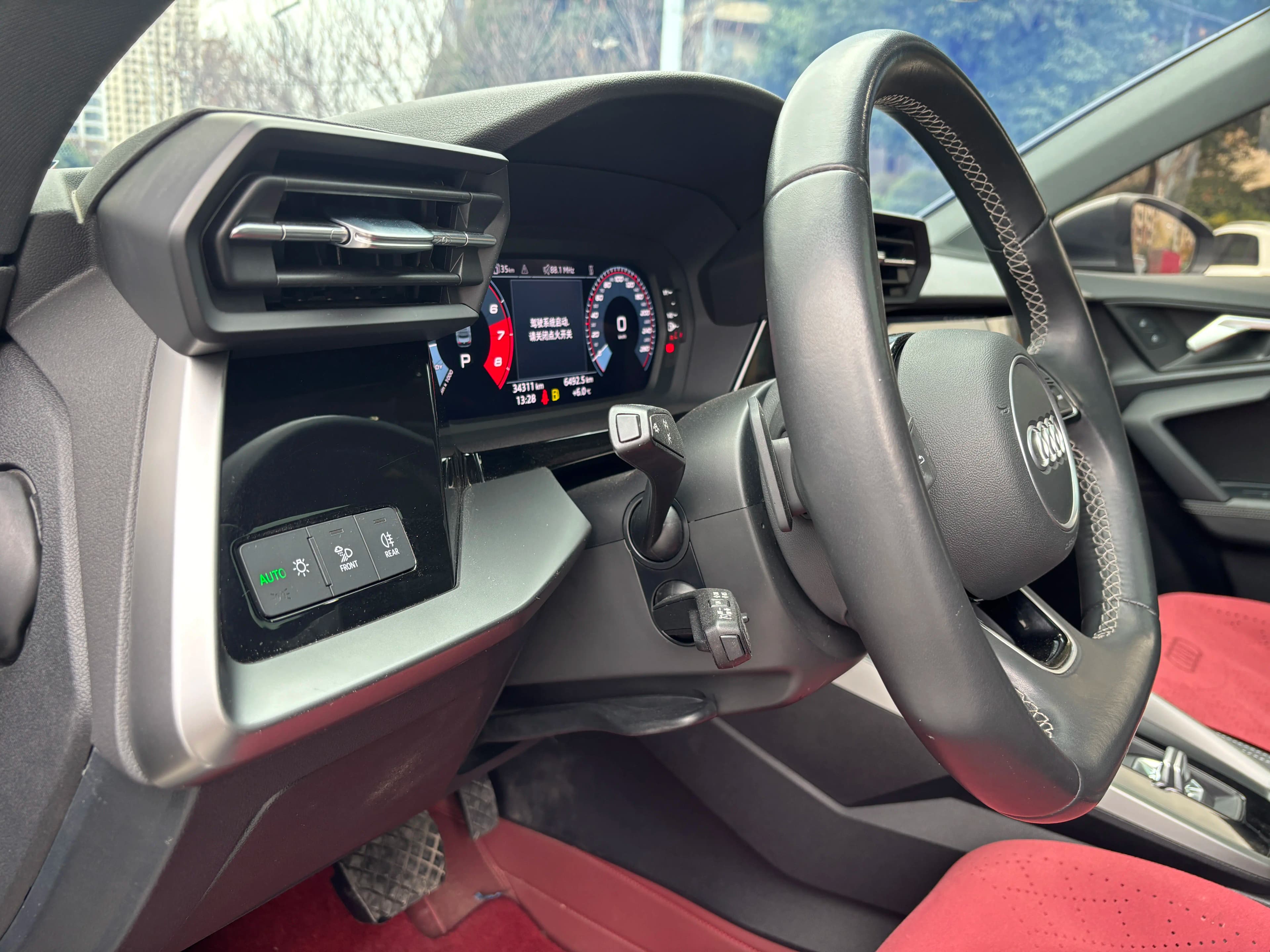 Audi A3 2023 г. 30115 км. — фото 13