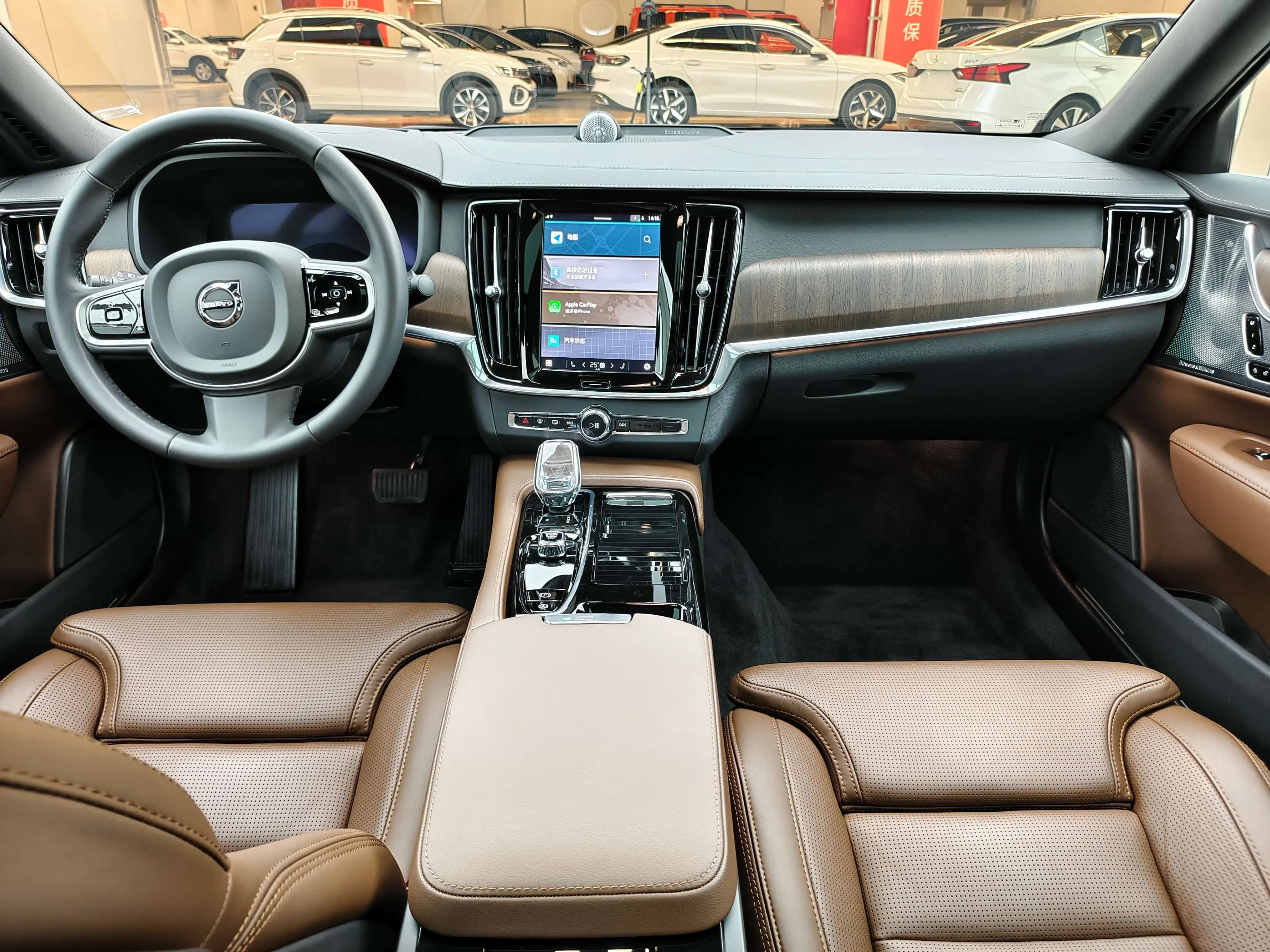 Volvo S90 PHEV 2024 г. 7101 км. — фото 7
